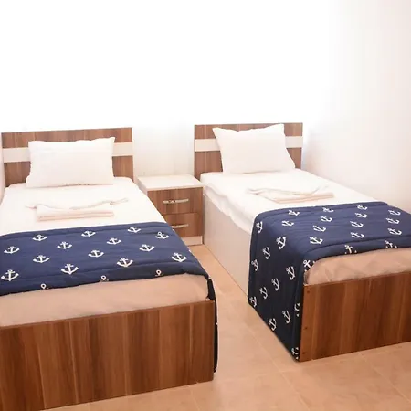 Uc Piramit Butik Apart 3* 达拉曼
